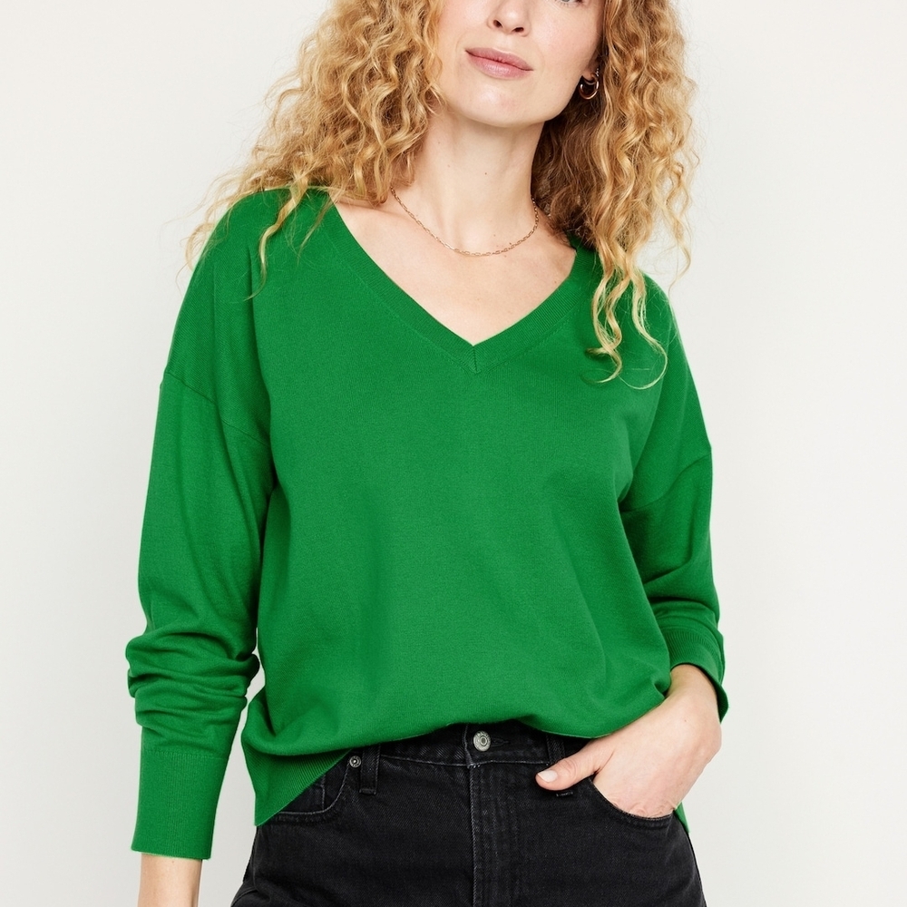 EUC SoSoft V-Neck Sweater